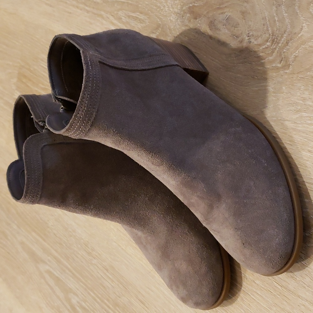 NWOT Koolaburra by UGG Thia Womens Boots Suede Gray Booties Size 11